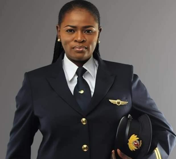 Adeola Ogunmola Sowemimo, the First Nigerian Woman to Fly Boeing 787