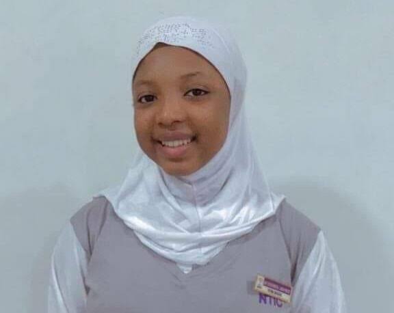 14-year-old Fatima Adamu Maikusa has set an exceptional record 