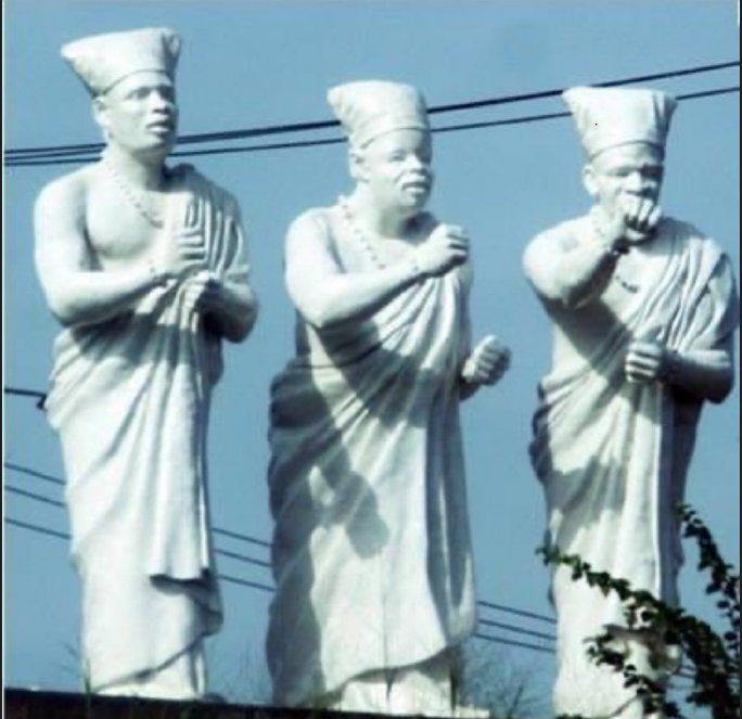 Àrò Mẹ́ta - The Welcome to Lagos Statue