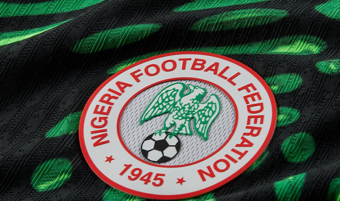 Nigeria's Away Kit+Badge