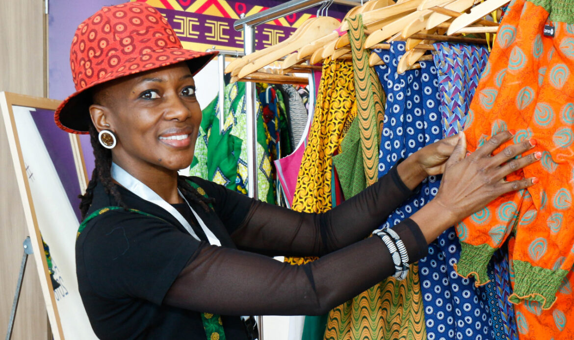 Where to Find Authentic African Clothing and Accessories