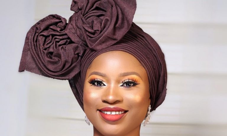 Fashionable Ways to Wear Your Gele 