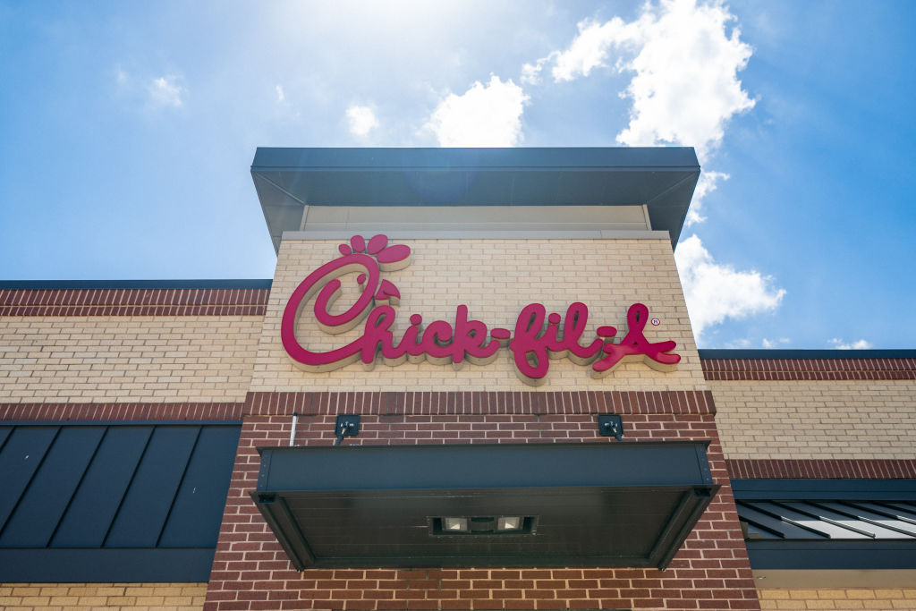 Nigerian Entrepreneur Ibukun Olubiyi Launches Ottawa’s First Chick-fil-A, Aims to Build Community Legacy