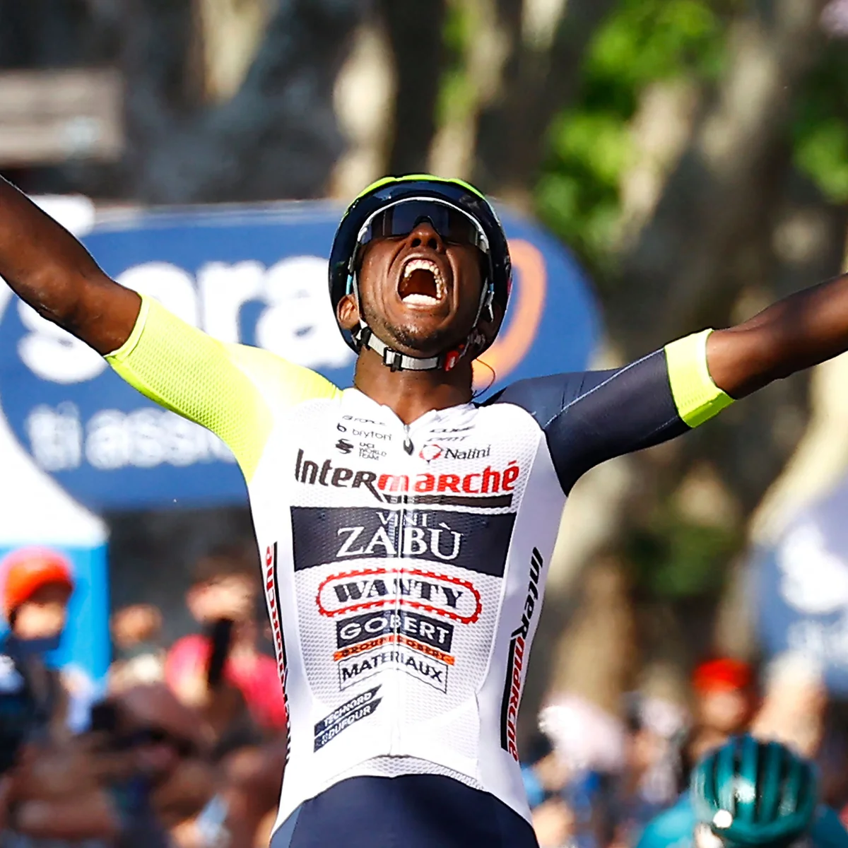 Biniam Girmay: Eritrean Cyclist Making History at the Giro d’Italia