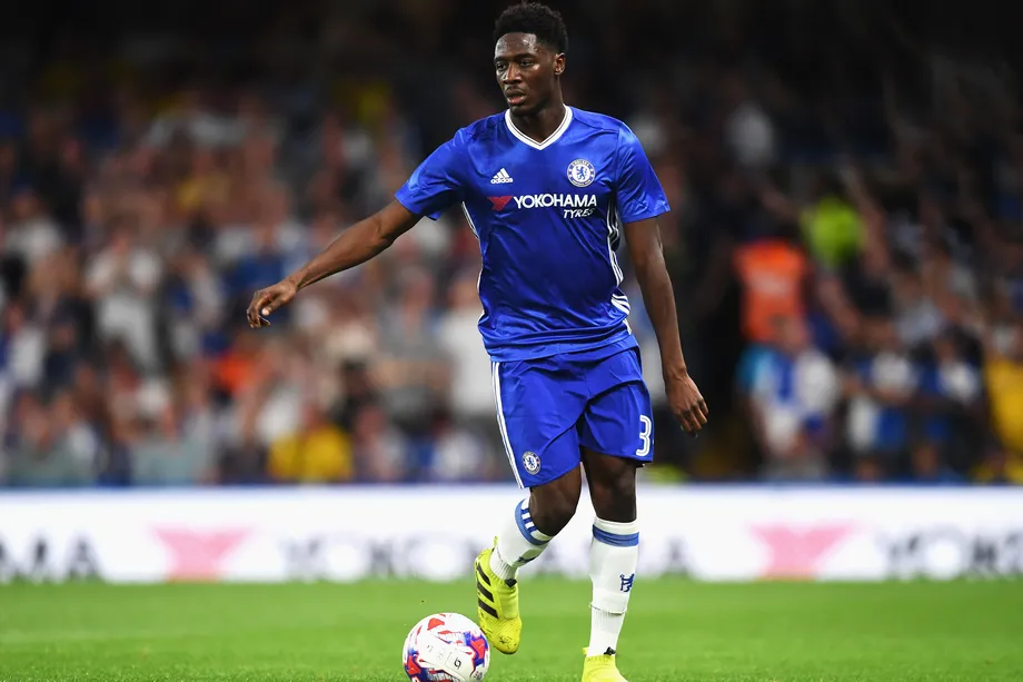 Ola Aina Signs New 3-Year Deal with Nottingham Forest