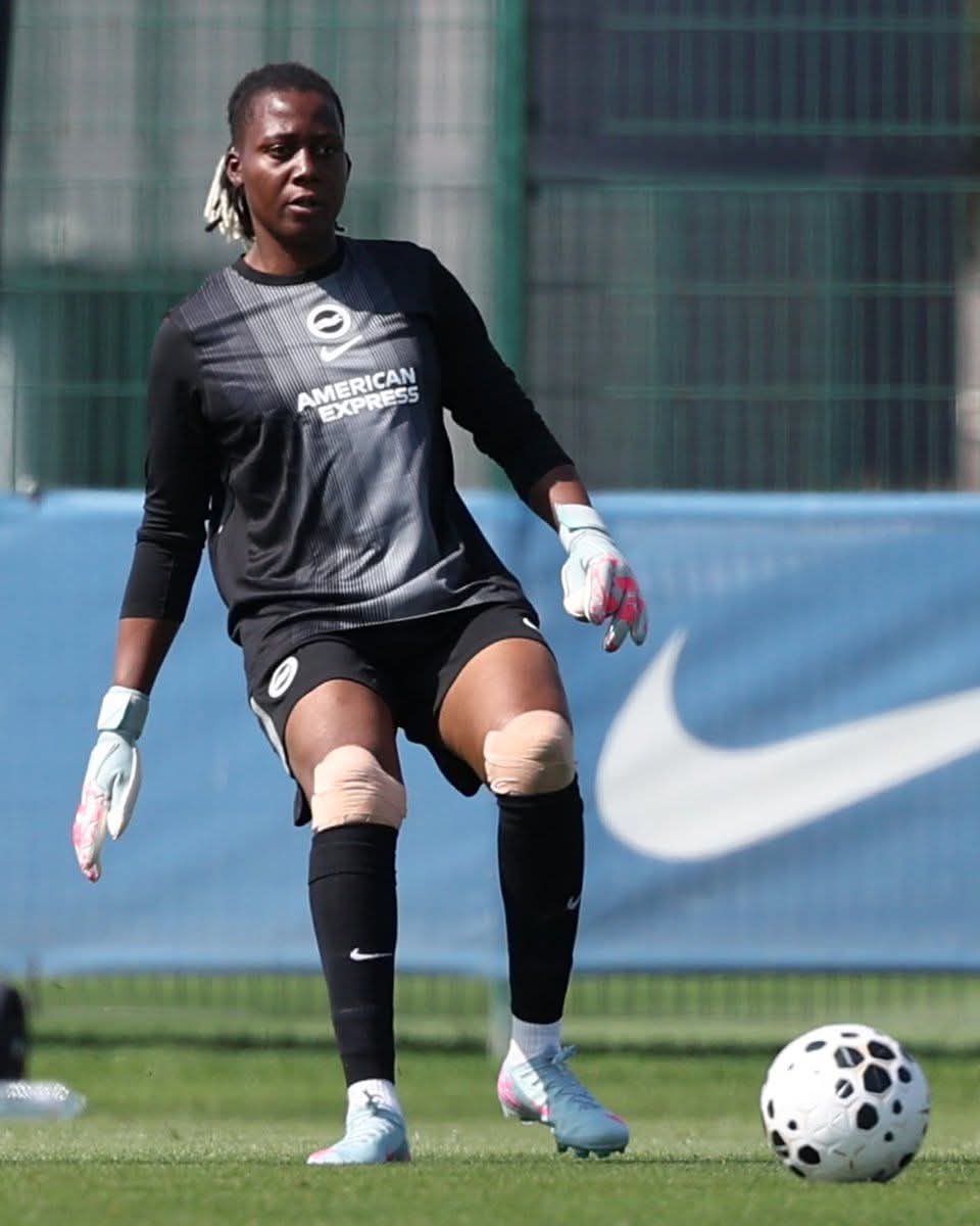 Nnadozie Shines on WSL Debut With Clean Sheet and MVP Performance