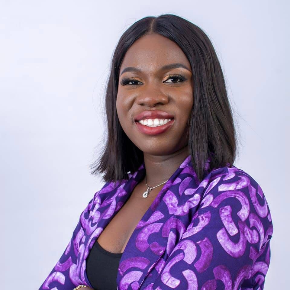Aroloye Oluwatosin Wants Teachers to Be Seen, Heard, and Valued