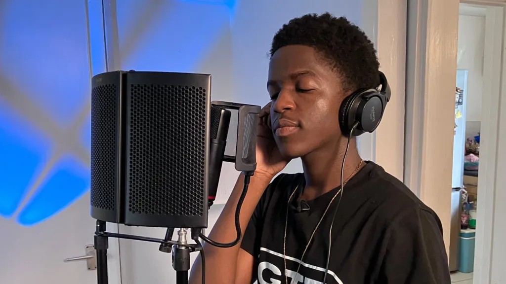 DC3 Just Became One of the Youngest MOBO Award Winners in History