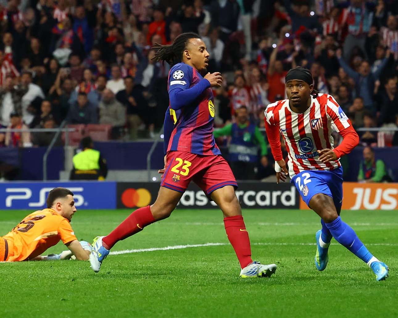 Lookman Fires Atlético Madrid into Champions League Semi-Finals