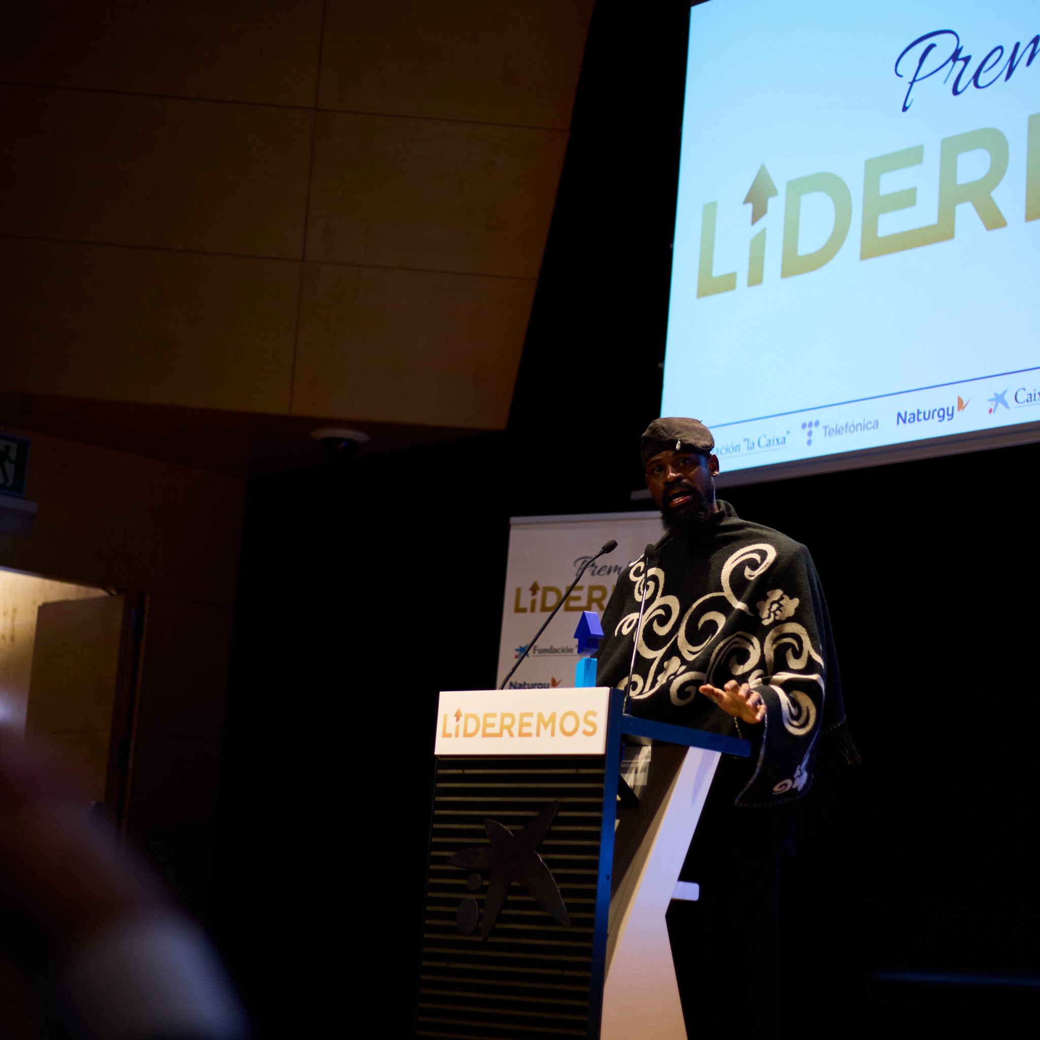 Tunde Onakoya Just Made History in Barcelona 