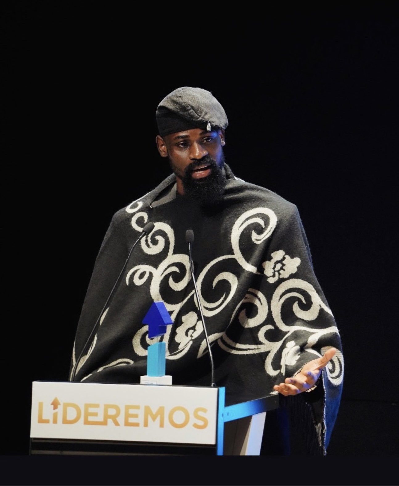 Tunde Onakoya Just Made History in Barcelona 