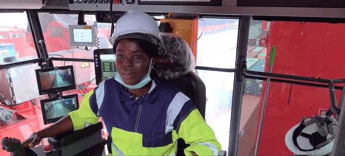 Did You Know? Africa’s First Female Crane Operator Is Nigerian