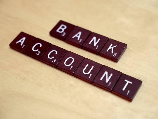 FAQ: How Many Bank Accounts Should You Have?