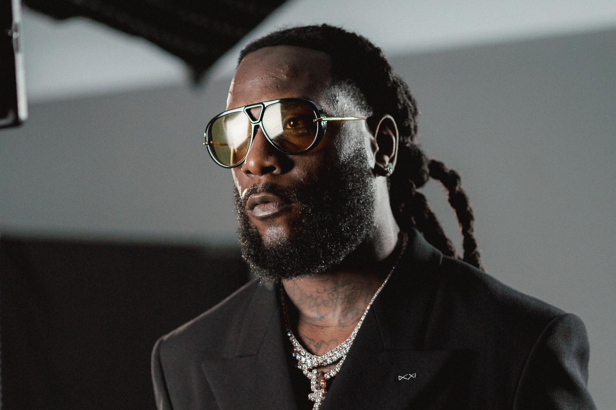 Burna Boy Becomes First Nigerian Artist to Reach 4 Billion YouTube Views